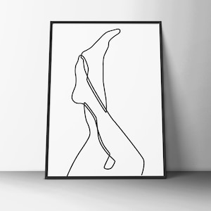 Abstract Woman&#39;s Legs Wall Art Print, Line Art Woman Legs Poster, Minimalist Fashion Artwork for Living Room, Bedroom, Bathroom,Modern Print