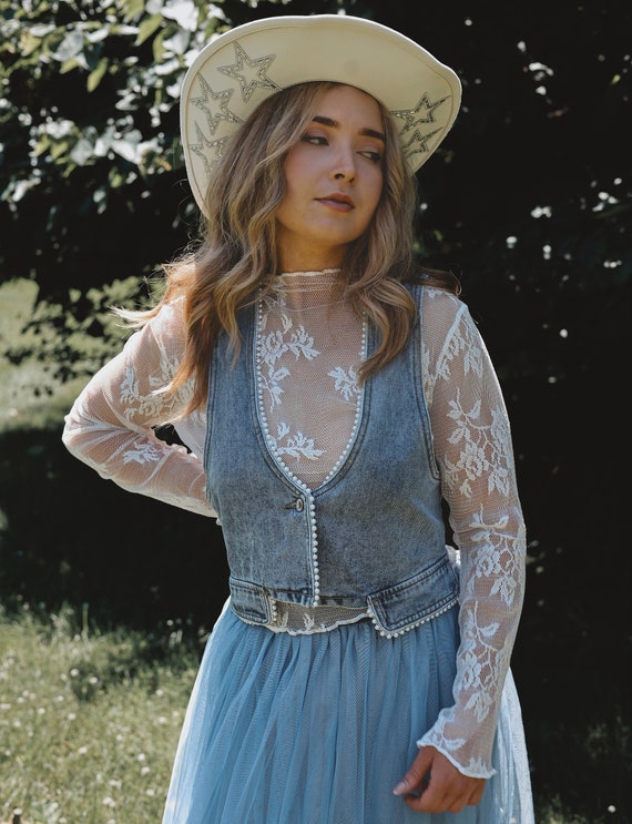 トップス bibiy Bibiy DONNA RIBBON VEST Brand New, Tried on Only: Bibiy DONNA RIBBON VEST & Pants