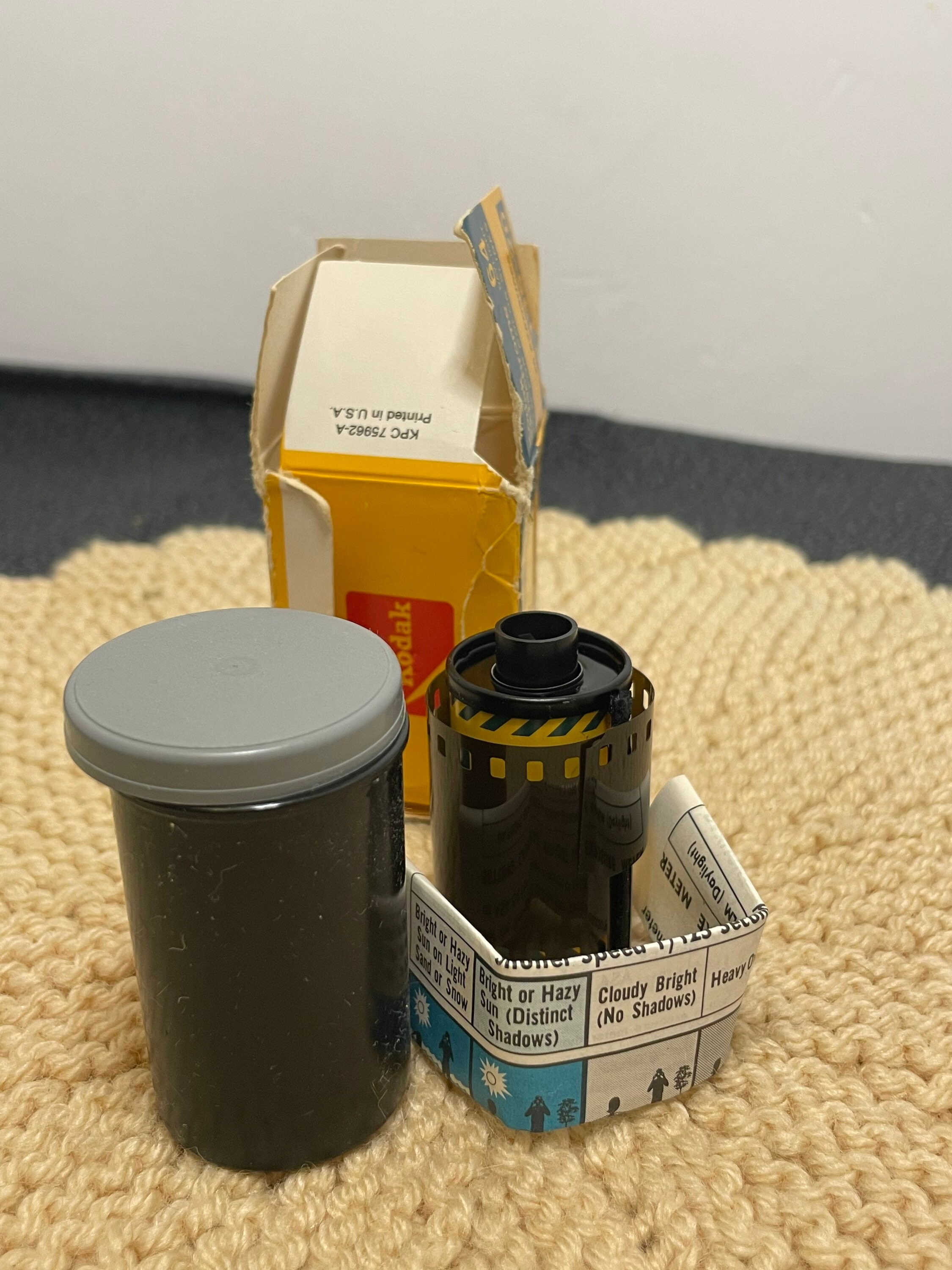 KODAK Ektachrome Film for Color Slides ASA 64 Daylight 1