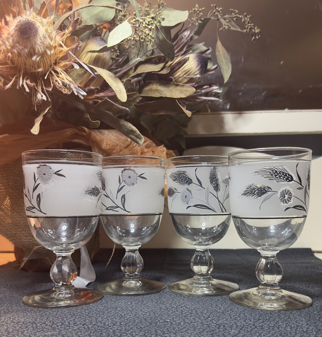 Vintage MCM Libbey Set of 4 Frosted Silver Wheat Glasses - Etsy