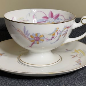 Hutschenreuther Selb LHS Bavaria Germany Tea Cup & Saucer