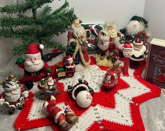 Lot 2 Of 14 Vintage And New Santa Ornaments And Decor