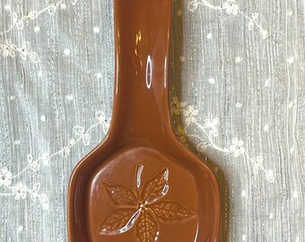 LILLIAN VERNON-VINTAGE Stoneware Spoon Rest Leaf Pattern