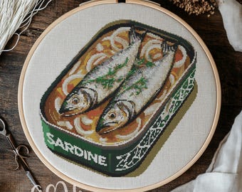 イワシ缶のクロスステッチ図案、魚のクロスステッチ手刺繍、イワシのクロスステッチPDF図案、クロスステッチテンプレート