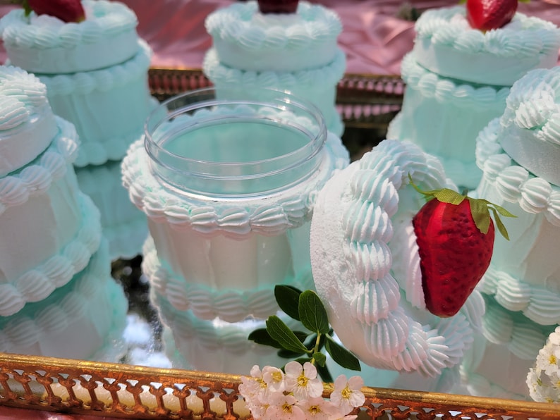 Fake Cake Screw Top Jar Mint