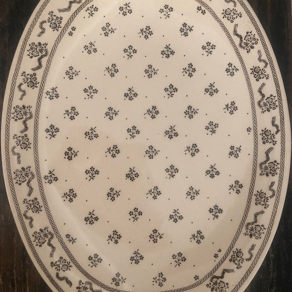 Laura Ashley serving plate