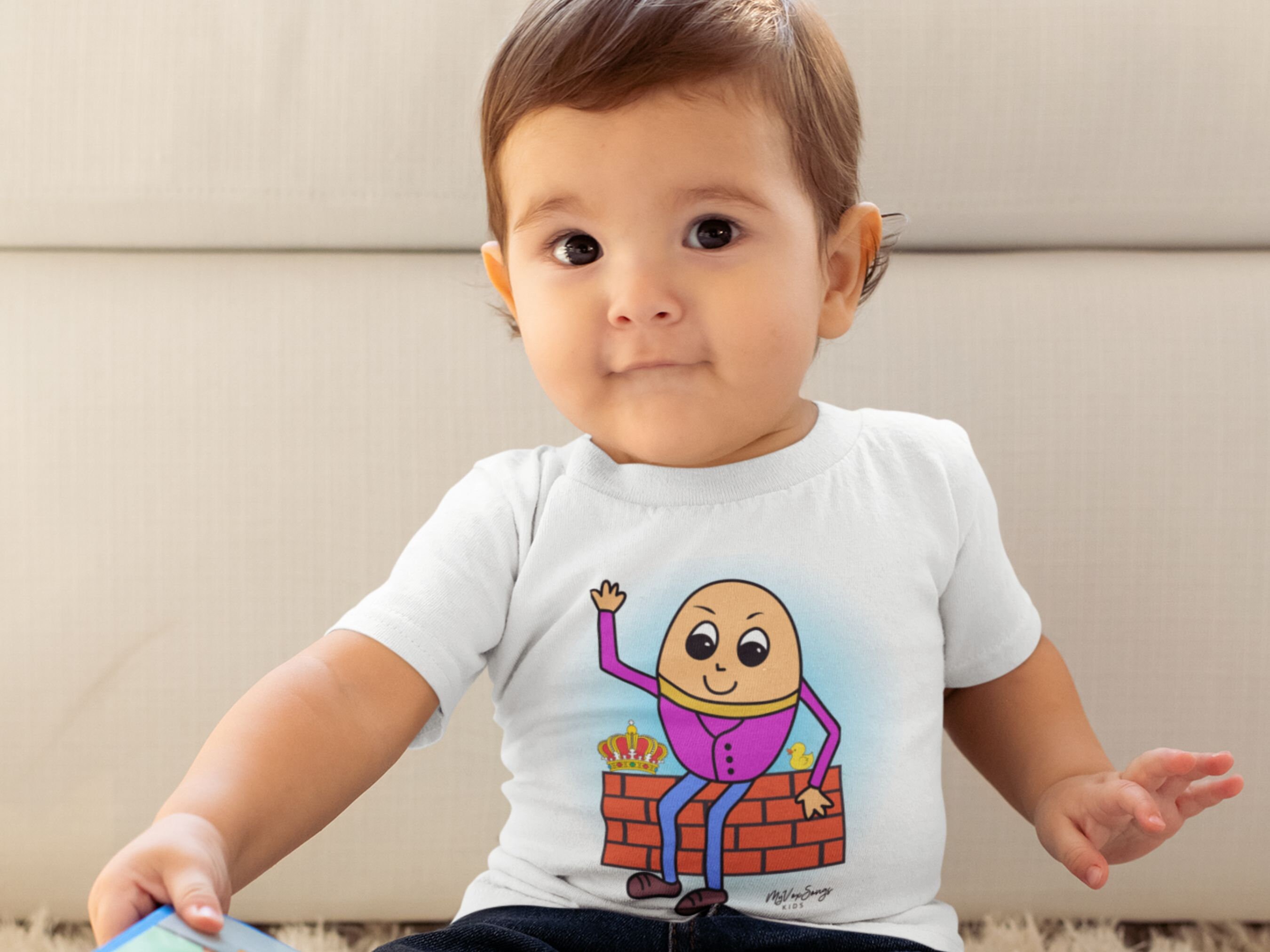 ハンプティ・ダンプティのかわいいベビーTシャツ、赤ちゃん、幼児 