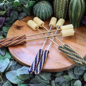 Customizable Kevlar and paracord torches
