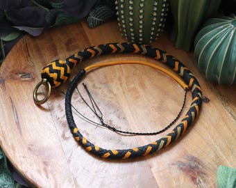 Thin paracord snakewhip customizable with a ring