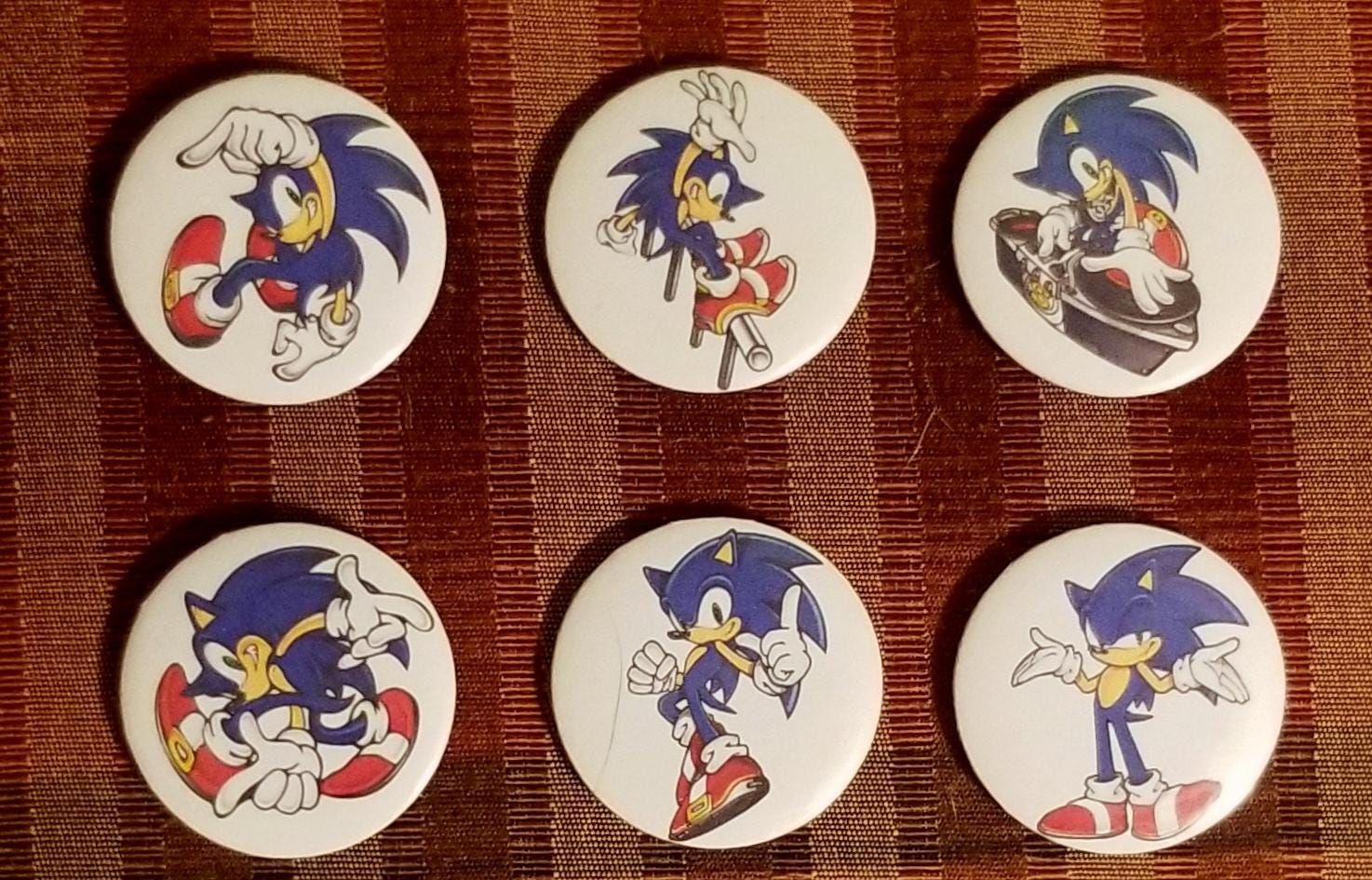 SONIC TEAM 記念品 ピンバッジ　2000-2004 SONIC TEAM 記念品 ピンバッジ 2000-2004