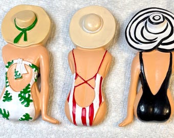 Beachy Ladies Magnet Supplies