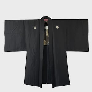 Vintage Black Haori - Five family crests — a nostalgic landscape -