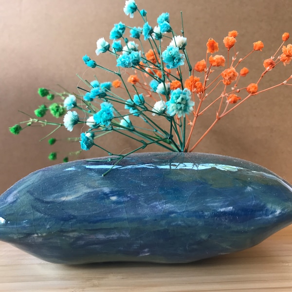 Vase, Glazed pot in pillow form. Good as an ornament or a flower vase. Handmade.