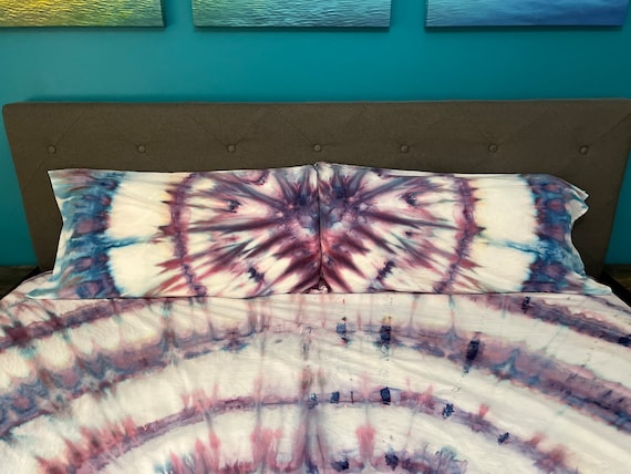 King Heart Tie-Dye Duvet Cover