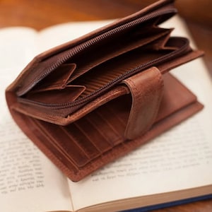 Personalized Mens Wallet,Genuine Soft Brown red Leather Wallet,Personalized Birthday Gift for Boyfriend,Husband,Dad,Anniversary Gift for Him