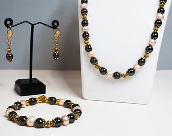 ネックレス・ペンダント [KINDABABY] hematite pink pearl necklace Vintage Napier Pink and White Gold Tone Faux Pearl Classic