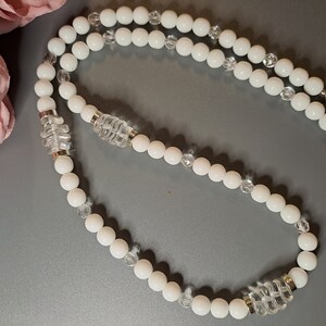 Handmade Milk Glass Necklace, Milk Glass Necklace, Handmade Necklace, Elegant Necklace, White Bead Necklace, Woman Necklace, Silver Clasp