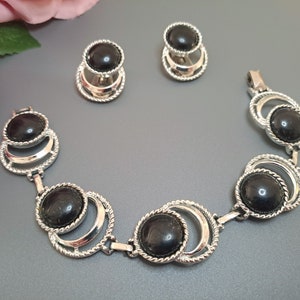 Vintage Sarah Coventry Demi-Parure Bracelet & Clip On Earrings Jewelry Set
