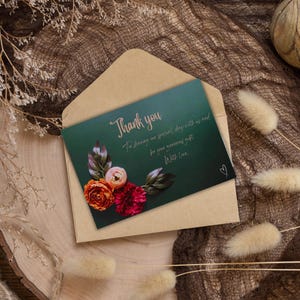 Ausdruckbare Danksagungskarten zum Ausdrucken von Hand Blumen dunkle Töne