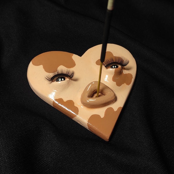 Porte-encens visage en forme de cœur brun, porte-encens en argile mignon, brûleur d’encens avec faux cils