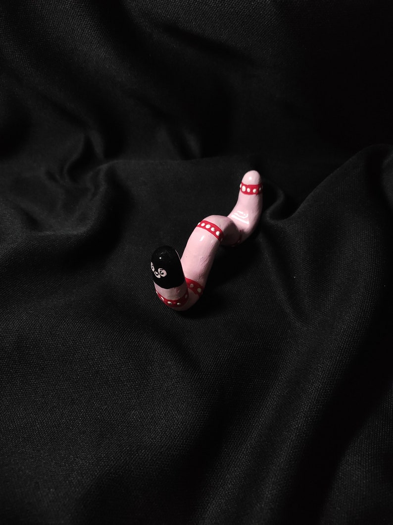 Handmade Cute Thief Worm Paint Brush Holder, Paintbrush Rest, Snake Pen