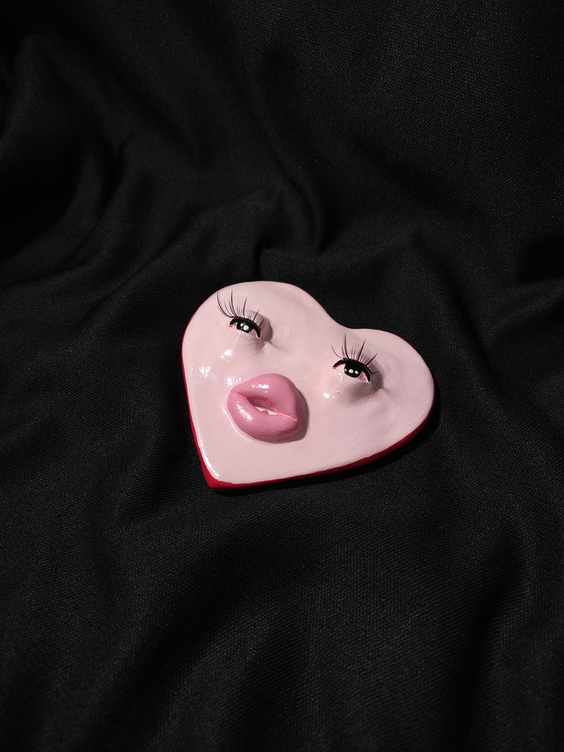 Pink Heart Shaped Incense Holder, Cute Clay Incense Holder, Incense Burner With False Eyelashes image 2