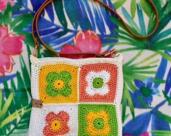 Crochet handmade white floral crossbody bag with vegan leather strap | hippie | bohemian