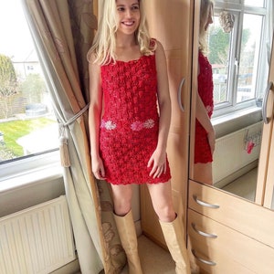 Crochet dress red with flowers