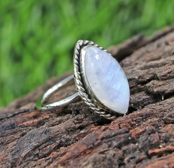 Buy Silver Rings for Women by ZILLIONAIRE Online | Ajio.com