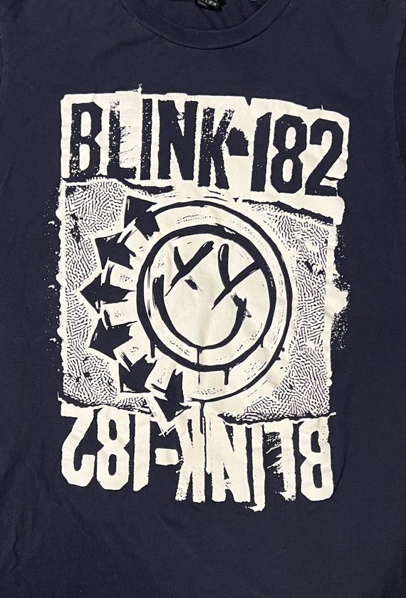 Blink 182 Tee - Etsy