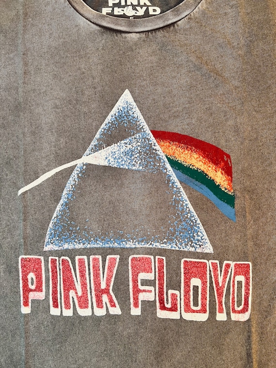 Pink Floyd distressed graphic tee (NEW) - image 1