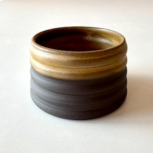 8 oz Wheel-Thrown Stoneware Mug with Bronze Brown Glaze - Artisan Pottery Gift Idea