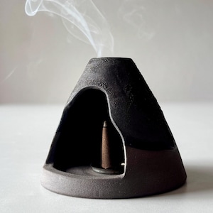 Black Stoneware Moon Texture Incense Holder: Palo Santo & Cone Burner