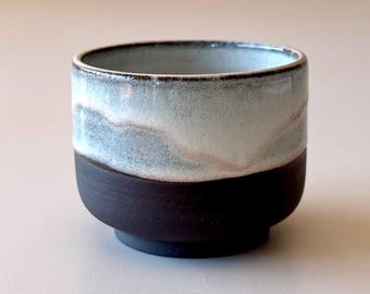 Matte Black Stoneware Cup with Glossy White Interior – Minimal Handmade Ceramic Tumbler