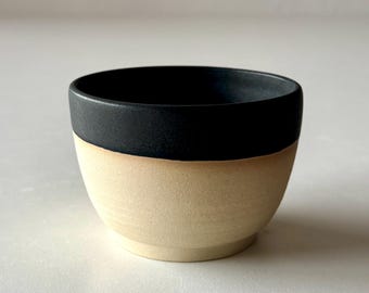 Black Rim Ceramic Cup – Handmade Stoneware Coffee Cup – Two Tone Pottery Mug – Minimalist Rustic Drinkware – Wheel Thrown Cup