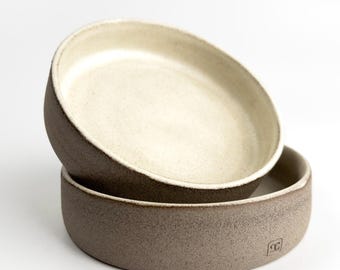 Sculptural Stoneware Mezze Plate – Hand-Formed Ceramic Serving Dish – Organic Wabi-Sabi Design – Minimalist Pottery – Xmas Hosting Gift