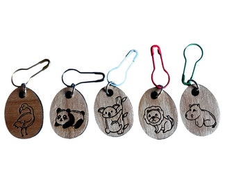 Zoo animals laser engraved wood stitch markers (set of 5), knitting or crochet stitch markers, knitter's gift, Gift for Mom