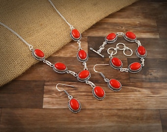 Conjunto de collar, pulsera y pendientes de coral rojo. Collar de piedra preciosa roja. Conjunto de collar de plata 925 Starling hecho a mano. Regalo para ella/él. Regalo de cumpleaños.