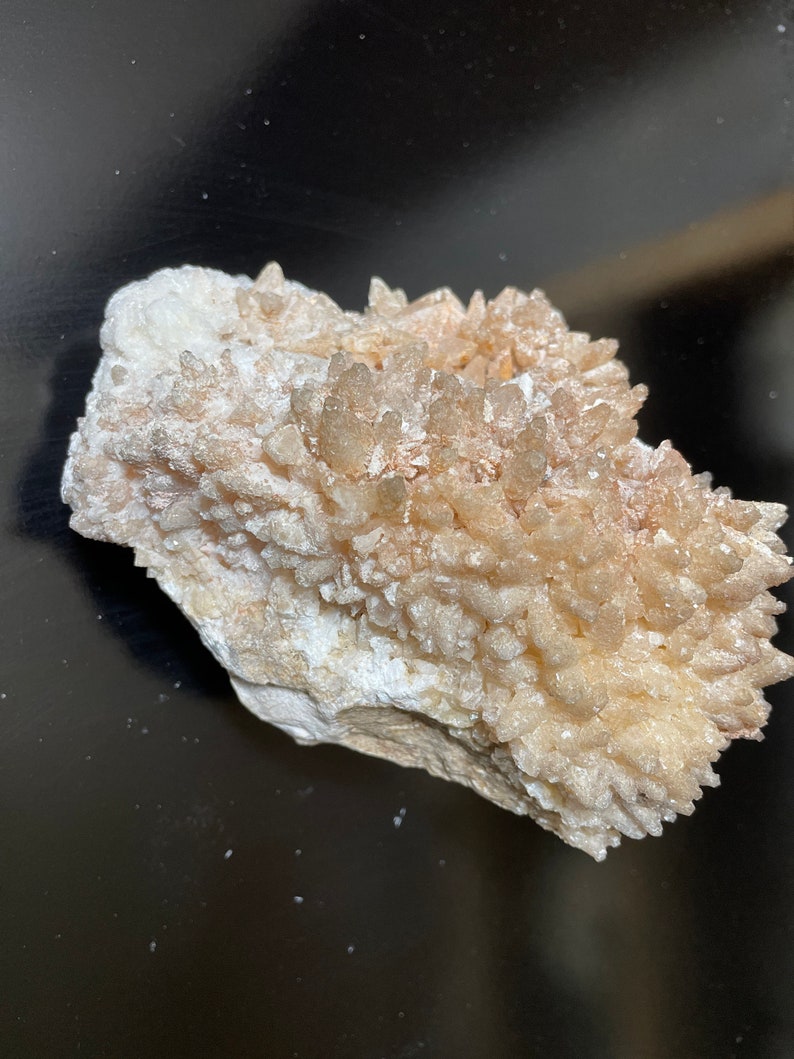 Shops STUNNING!!!!! Dogtooth Calcite Druzy and fluorescent, Red, Orange, Green, 1677 grams, 5 inch long, 4 inch deep, 5 inch tall (piece3)