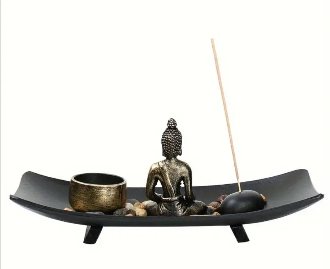 De Stokken Van De Wierook in Pagode Stock Afbeelding - Image of chinees