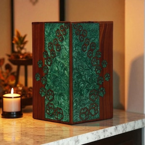 木製火葬骨壷、ペット骨壷、メモリアル骨壷、記念骨壷、犬猫用骨壷、エポキシ樹脂骨壷、ペットの足跡骨壷 - シーシャムウッドで手作り