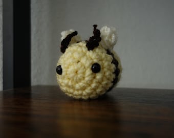 Mini Crochet Bumblebee