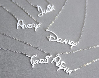 Collier de nom pour bébés filles, collier de nom personnalisé argent, collier de nouveau-né, collier de nom personnalisé, cadeau pour enfants, cadeaux de Noël