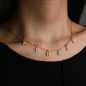 Collar con inicial personalizado, collar con letra espacial, collar con inicial pavé personalizado, joyería de diamantes, collar con nombre de letra, regalos para mamá