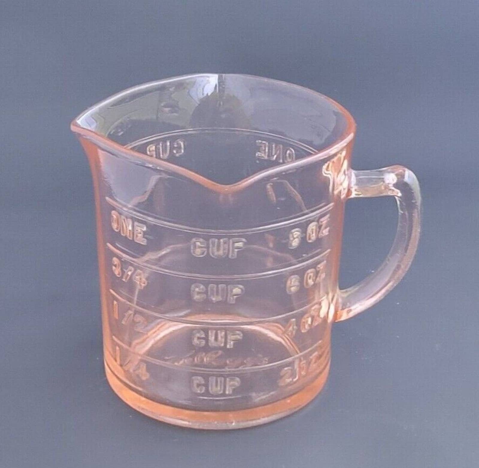 151- VINTAGE, Pink Kellogg's Measuring Cup