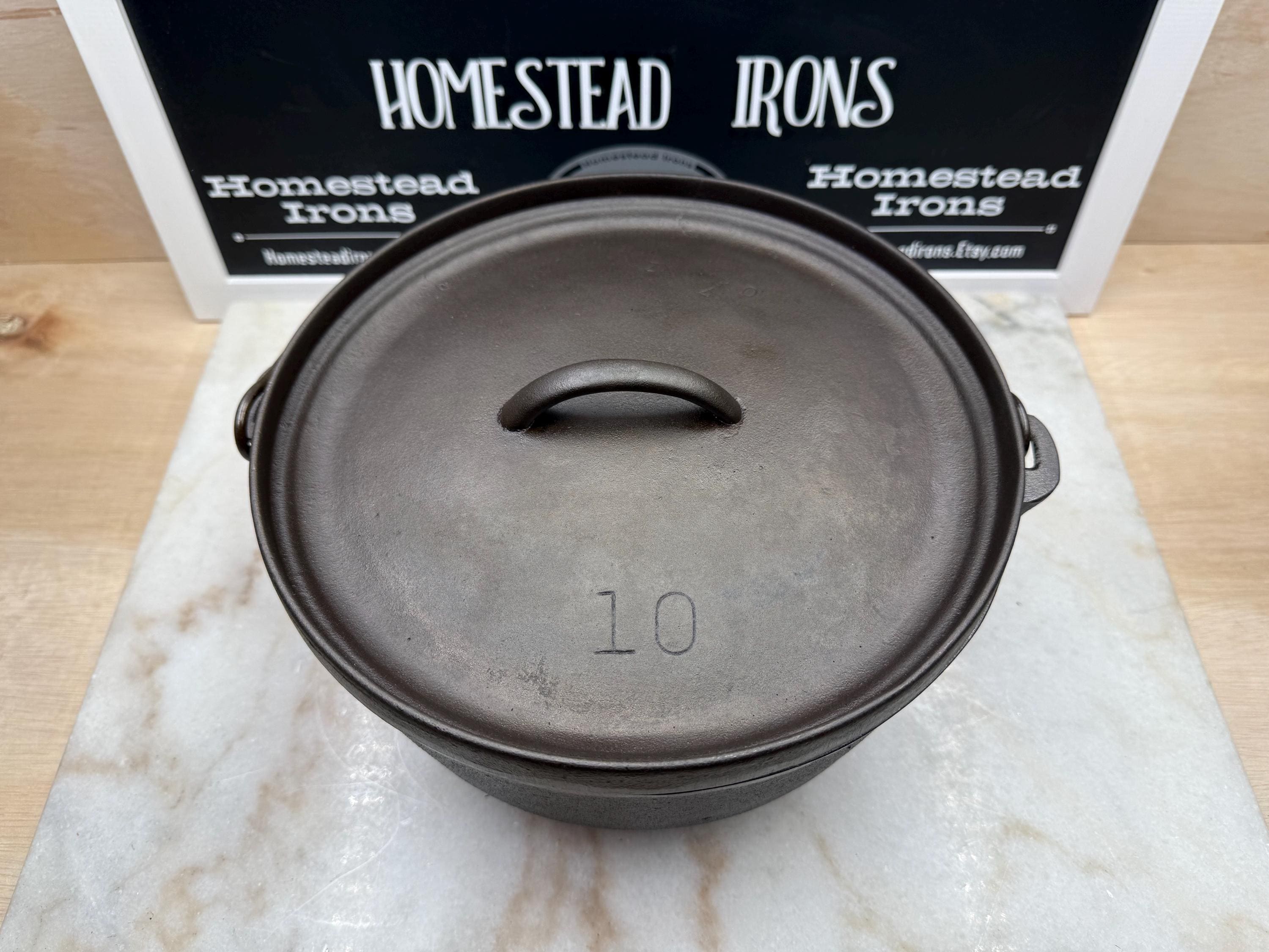 Vintage Lodge 10 Dutch Oven - Etsy