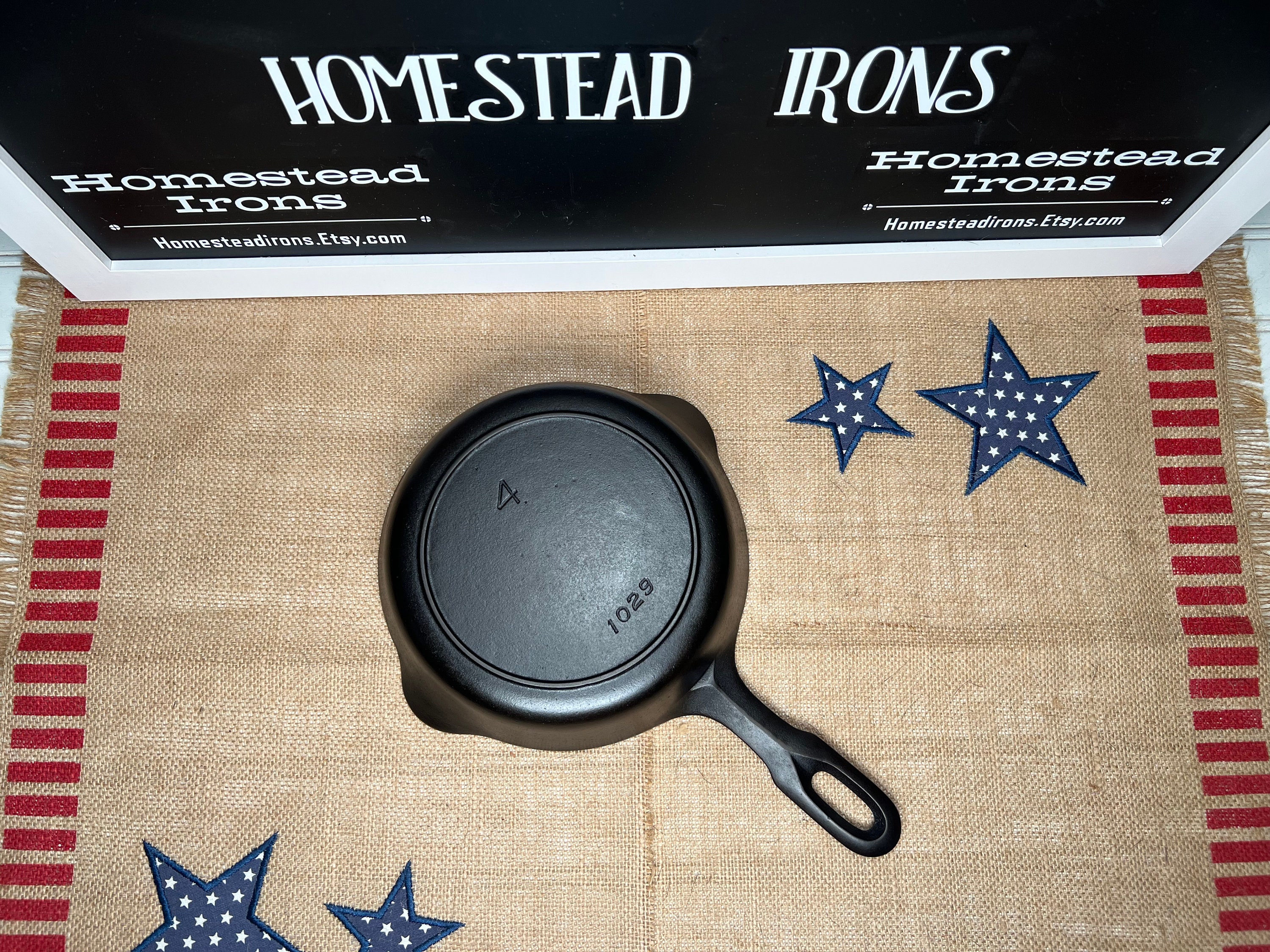 Griswold Iron Mountain #3 Cast Iron Egg Skillet with Heat Ring