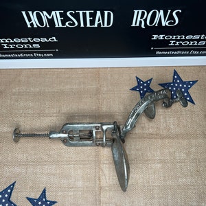 Antique rollman mfg cherry seeder