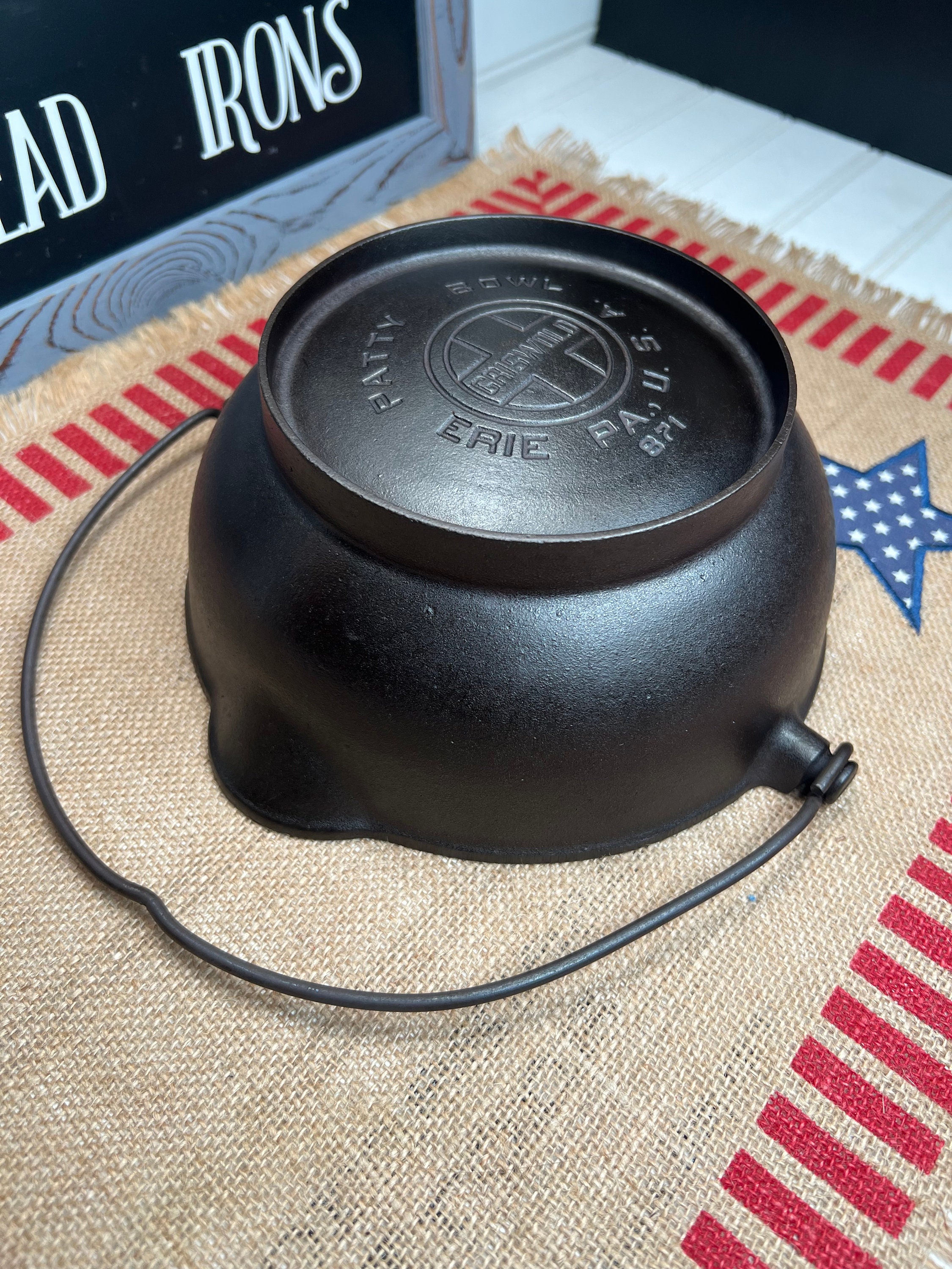 Griswold Patty Bowl 871 With Patty Molds Etsy