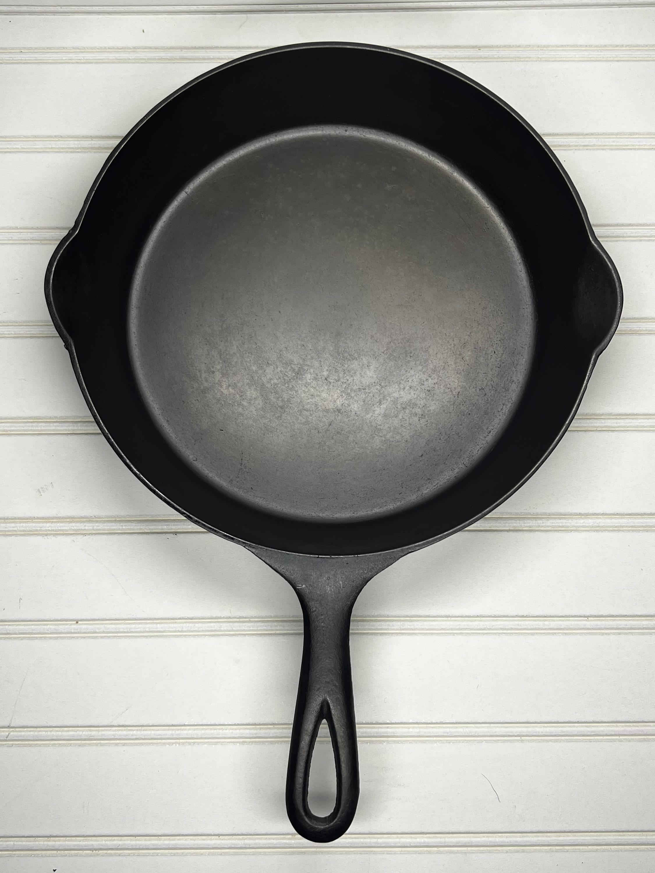 Erie 7 Cast Iron Skillet cracked Etsy